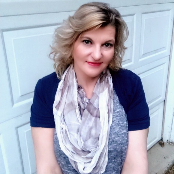 Meet your Posher, Nawn - Picture 2 of 3